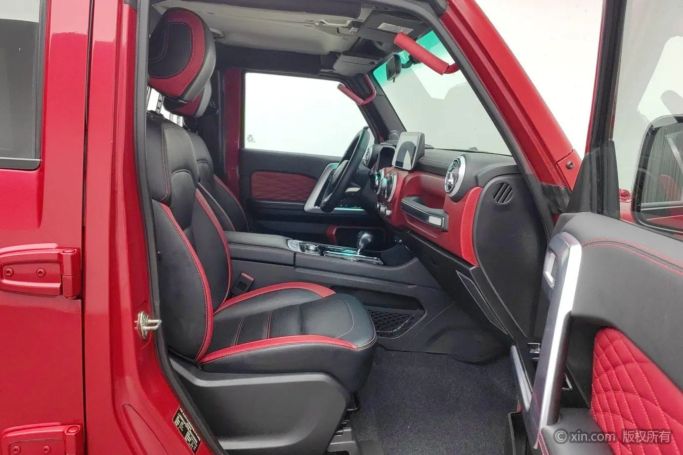 Beijing Off-Road BJ40 2018 PLUS 2.3T Auto 4WD Premium Plus