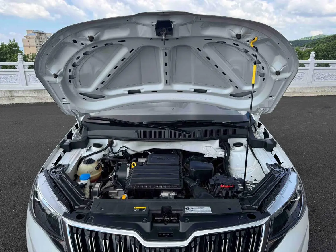 Skoda 2023 Facelift 1.5L Auto