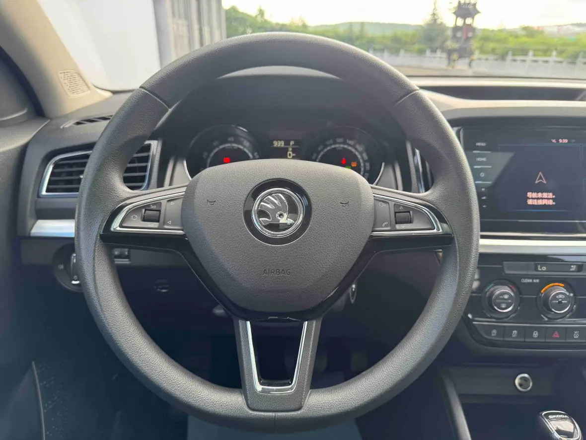 Skoda 2023 Facelift 1.5L Auto