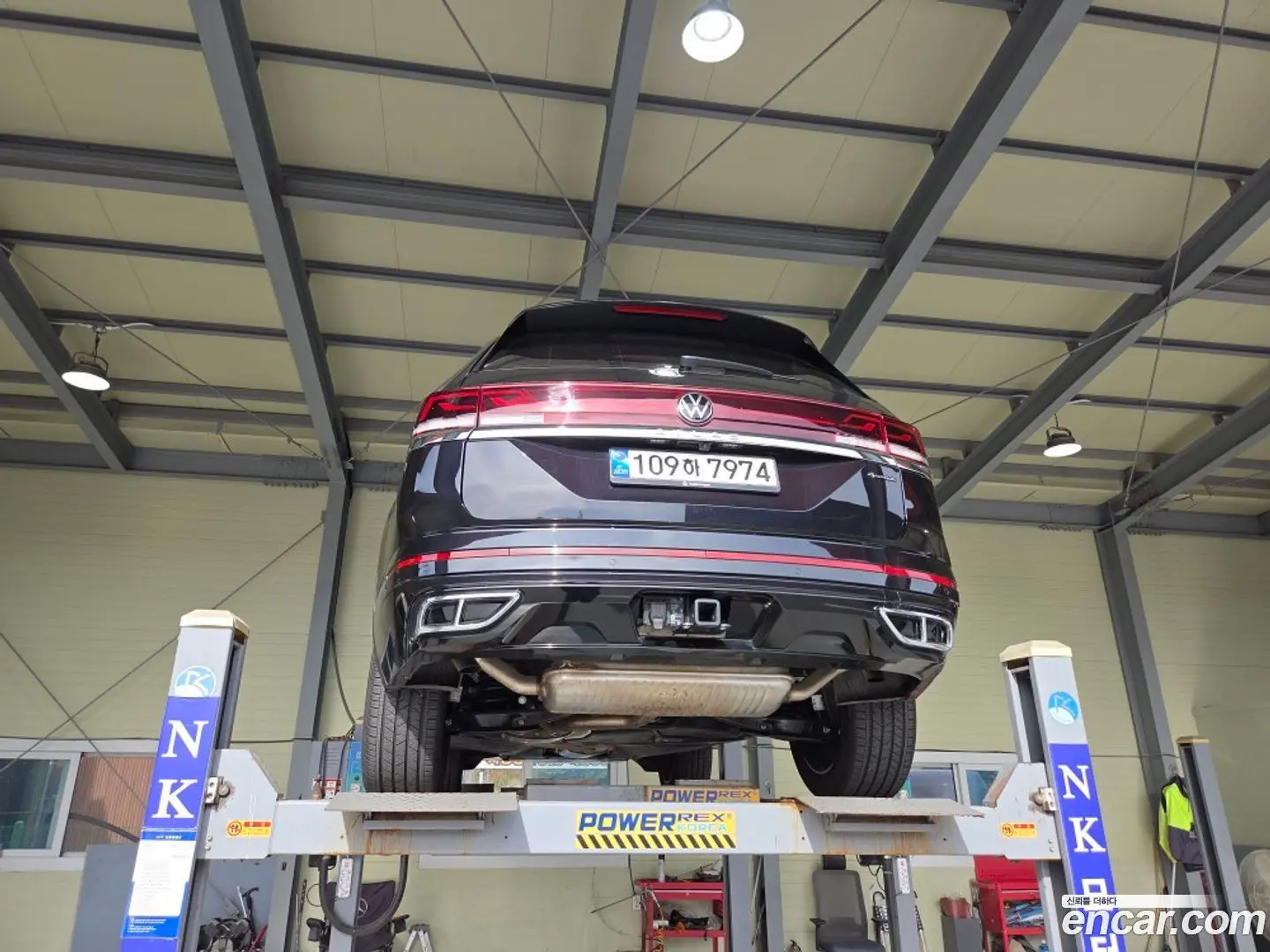 Volkswagen Atlas 2.0 TSI R-LINE 7-Seater
