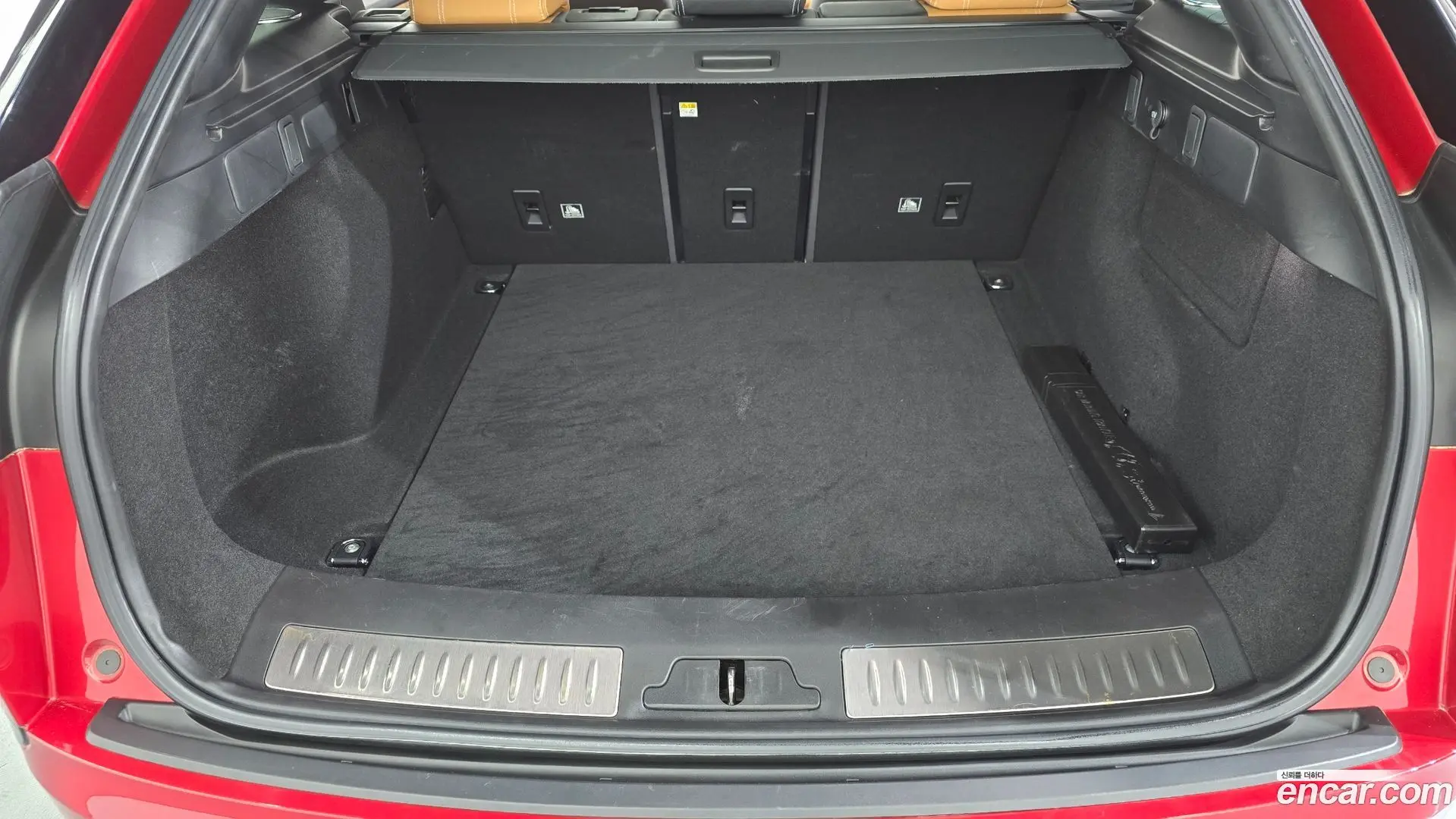 Land Rover Range Rover Velar 3.0 D300 R-Dynamic HSE