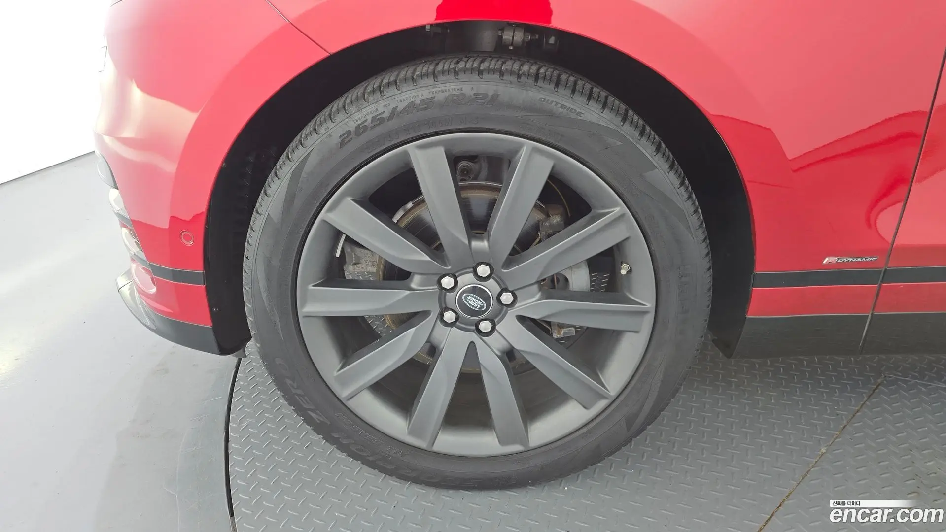 Land Rover Range Rover Velar 3.0 D300 R-Dynamic HSE
