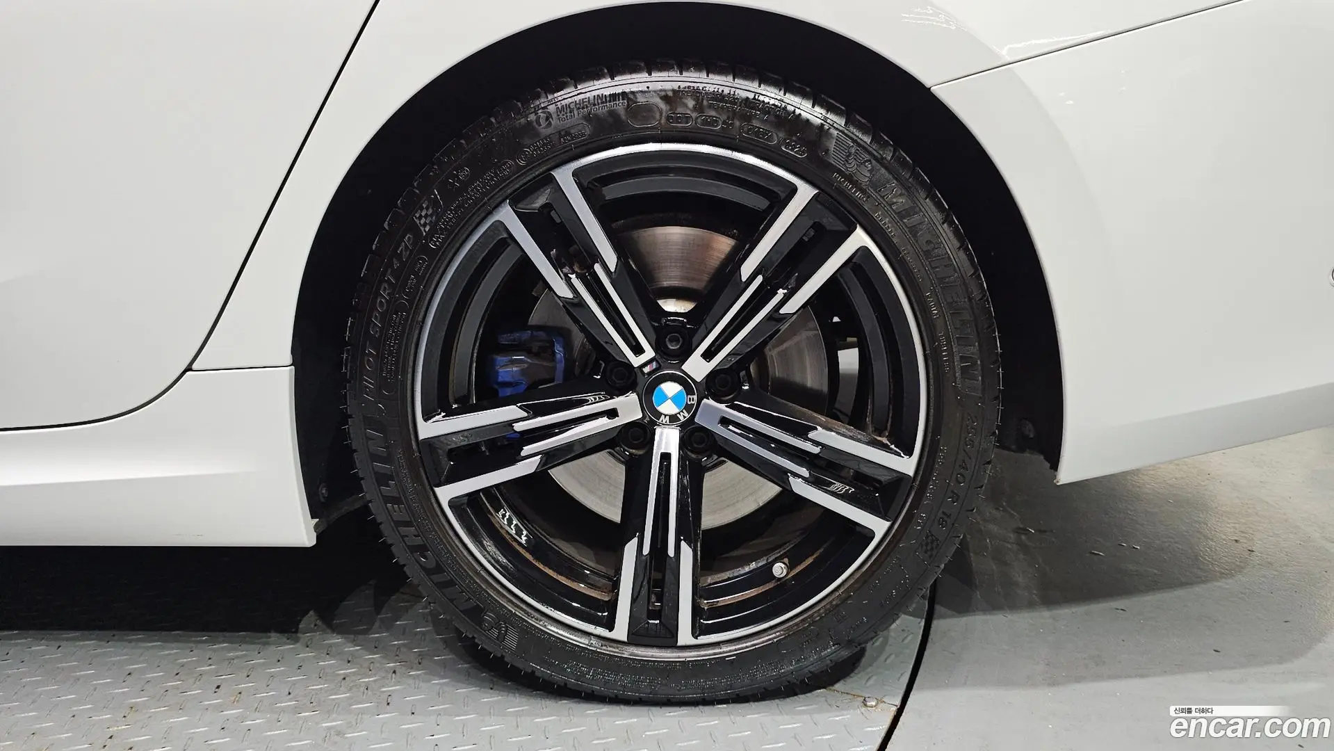 BMW 3-Series 320i M Sport 2023
