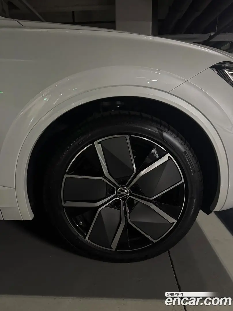 Volkswagen Touareg 3.0 TDI R-Line
