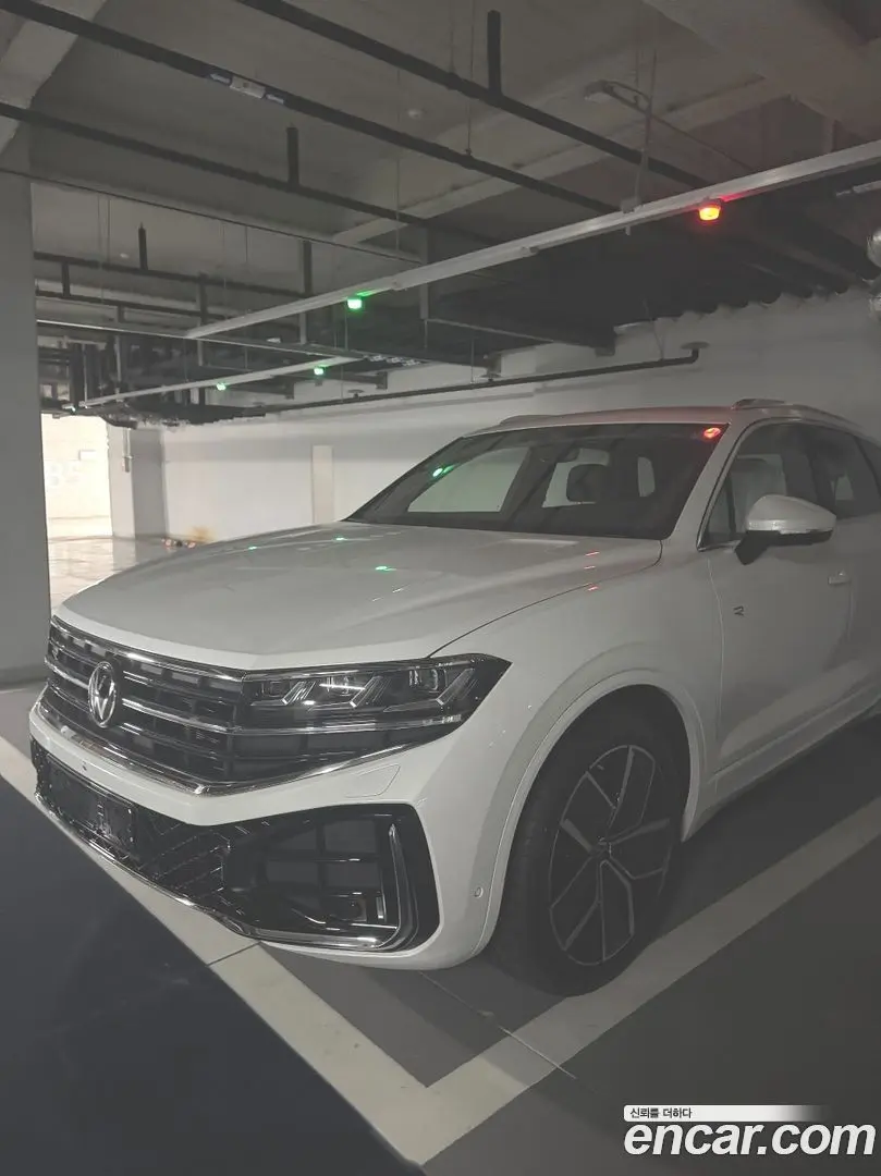 Volkswagen Touareg 3.0 TDI R-Line