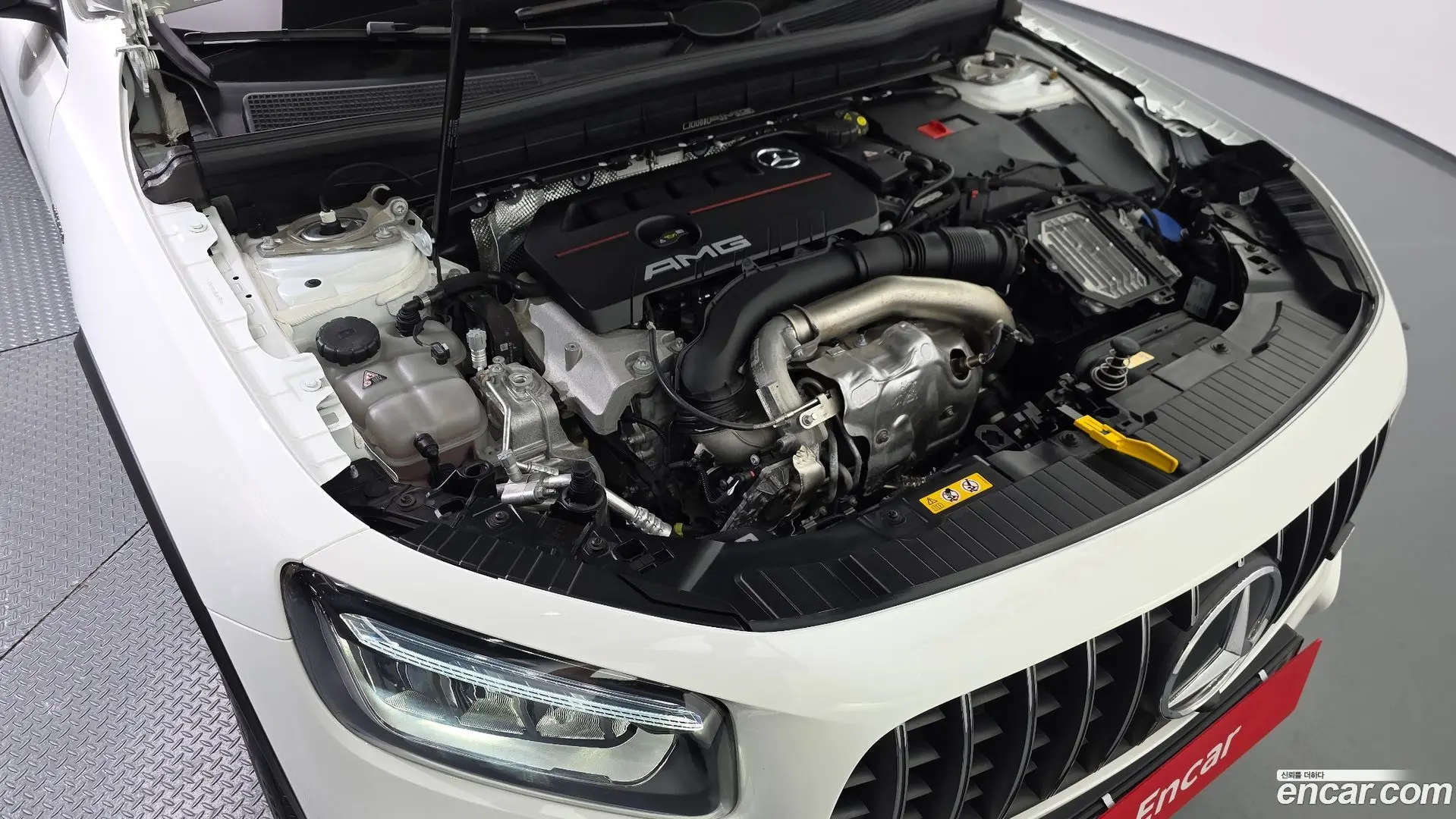Mercedes-Benz GLB-Class AMG GLB35 4MATIC 2023