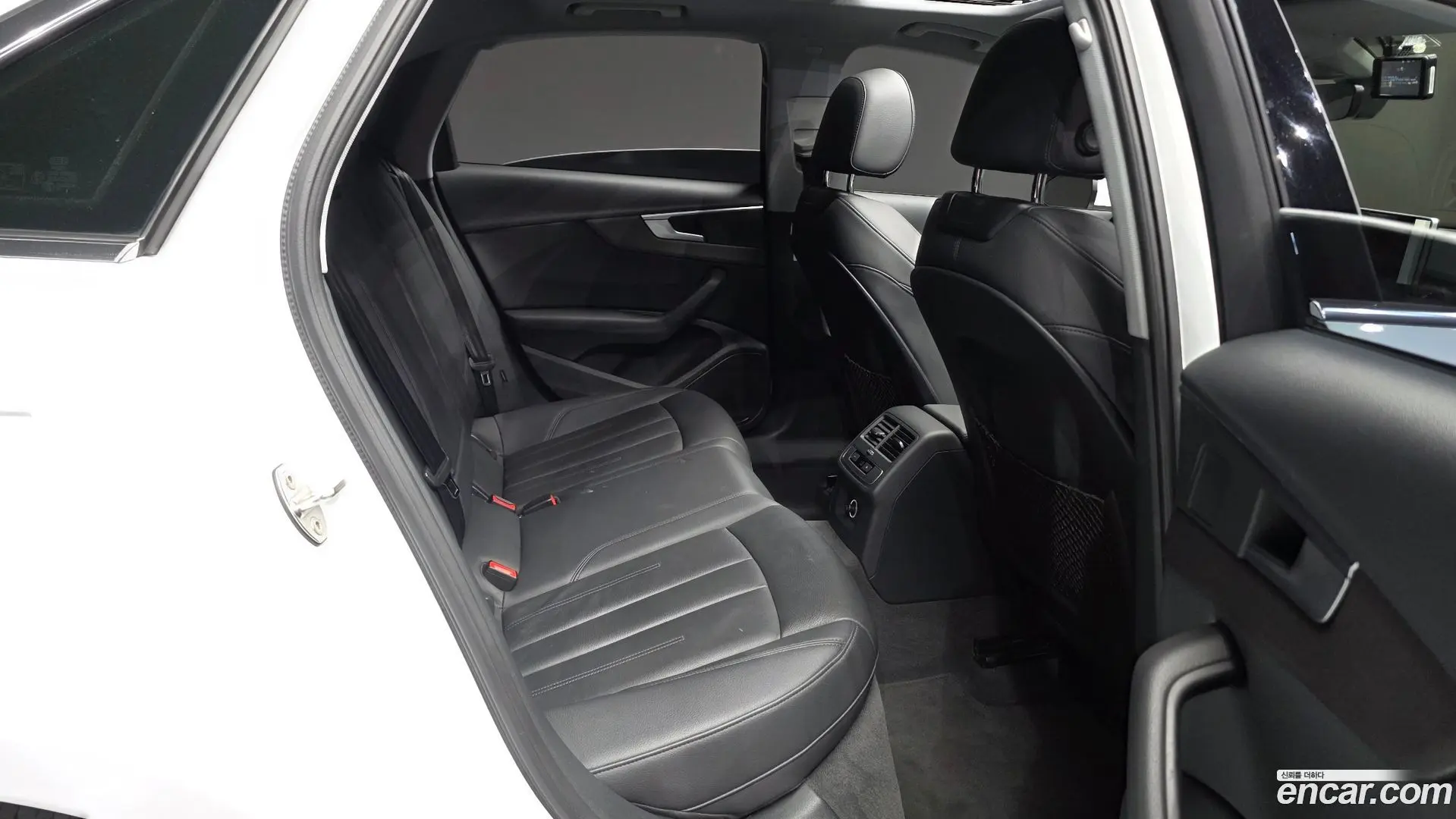 Audi A4 35 TDI Premium