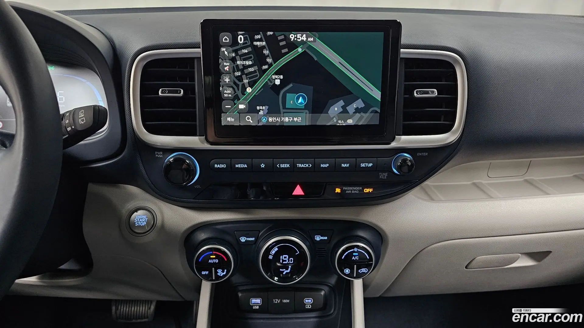 Hyundai Venue 1,6 Premium 2022