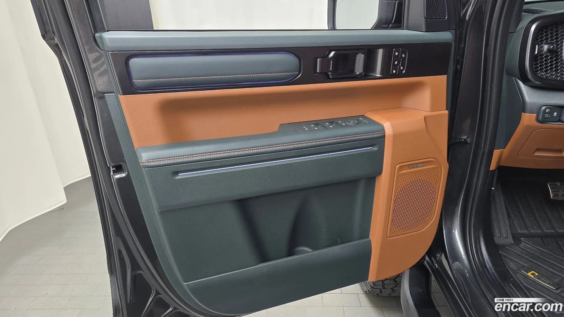 Kia Tasman 2.5T Gasoline 4WD