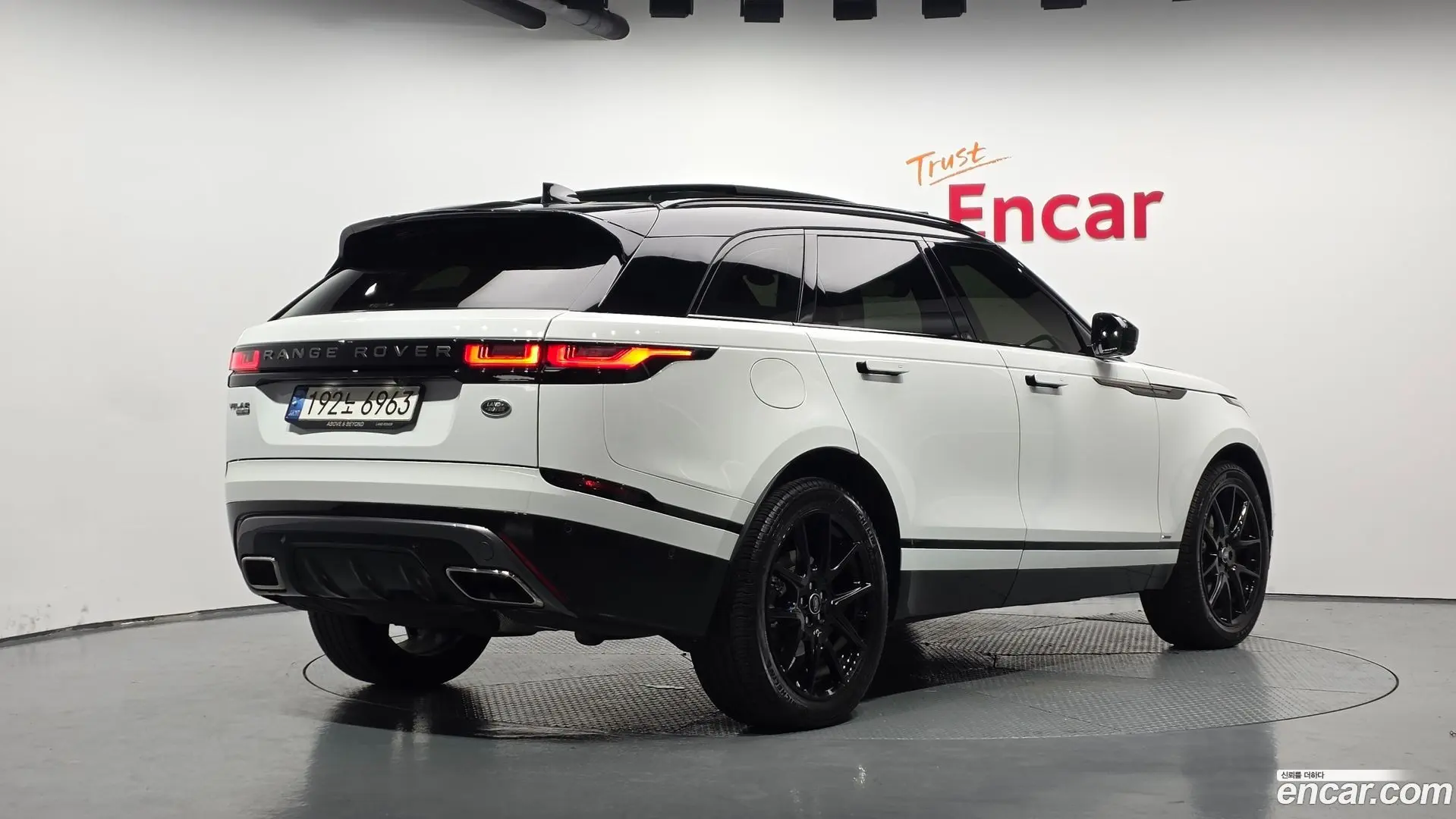 Land Rover Range Rover Velar 3.0 P400 R-Dynamic HSE