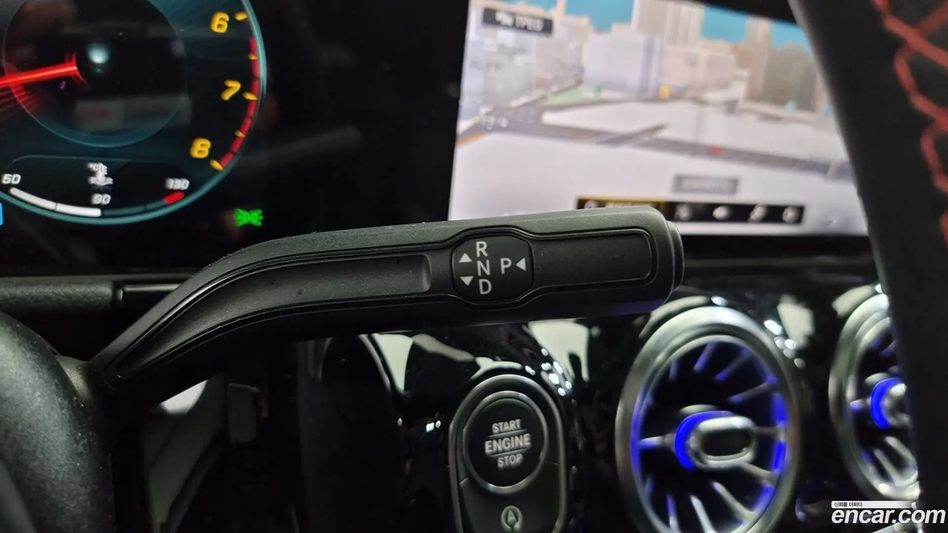 Mercedes-Benz GLA-Class GLA250 4MATIC 2023