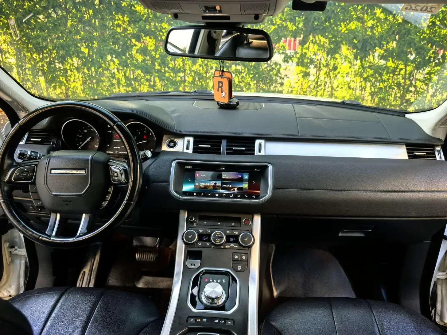 Land Rover Range Rover Evoque 2018 240PS SE Smart Shine