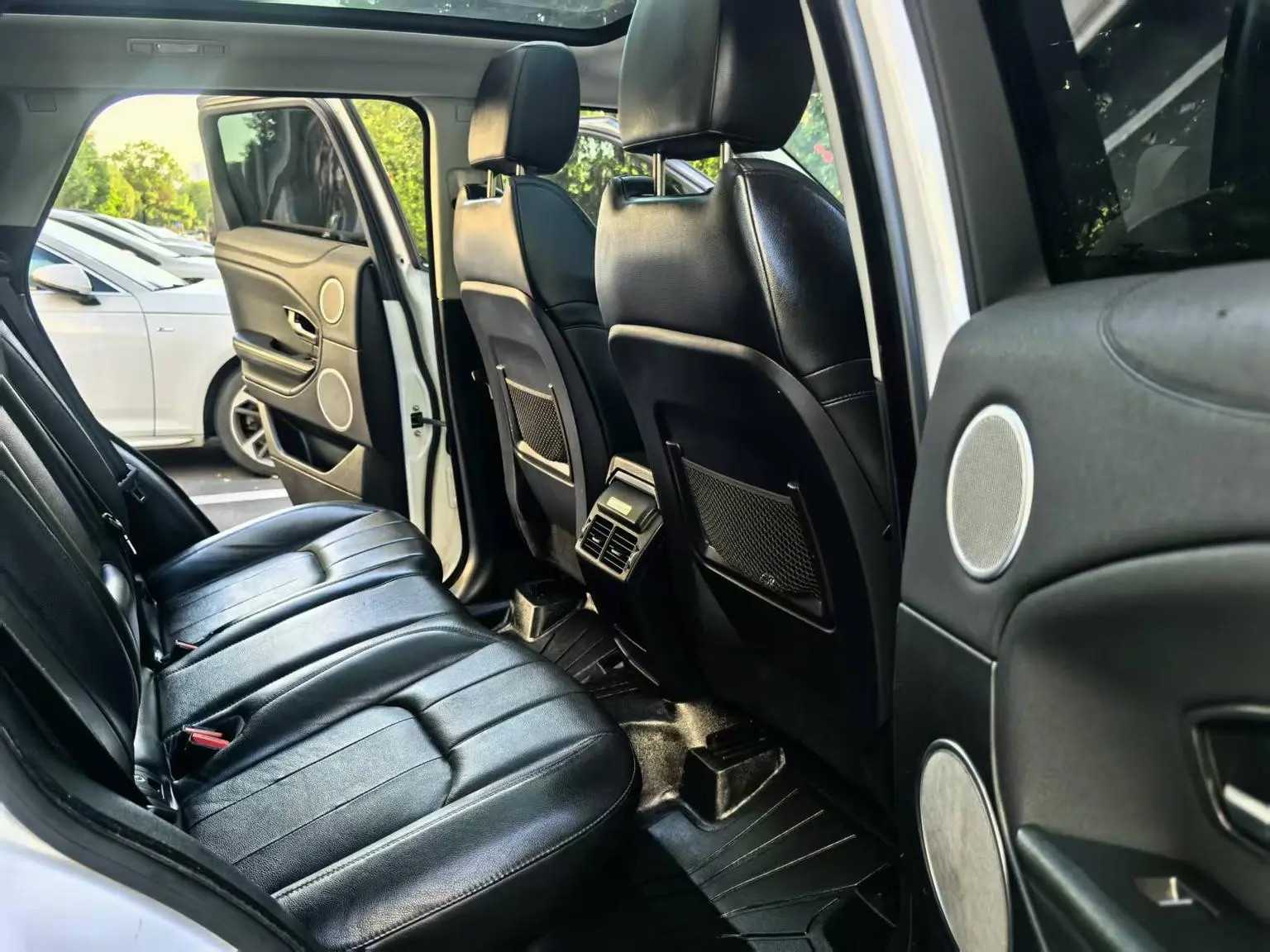 Land Rover Range Rover Evoque 2018 240PS SE Smart Shine