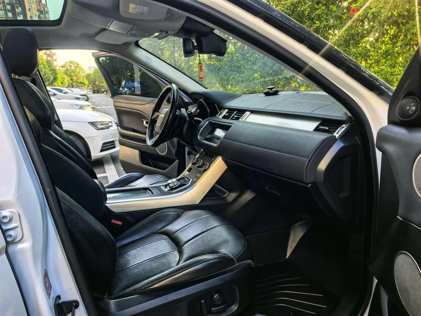 Land Rover Range Rover Evoque 2018 240PS SE Smart Shine