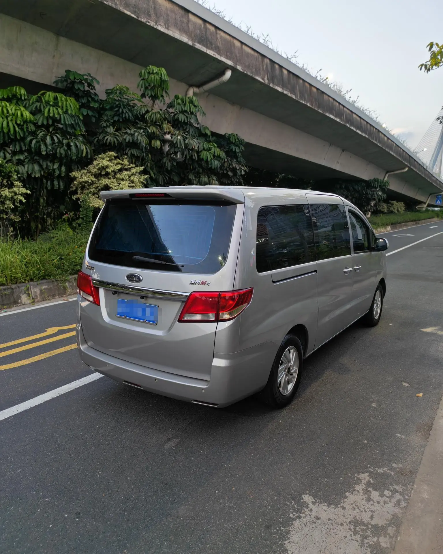 Refine Refine M4 2019 Series 1.9T Diesel Manual Comfort