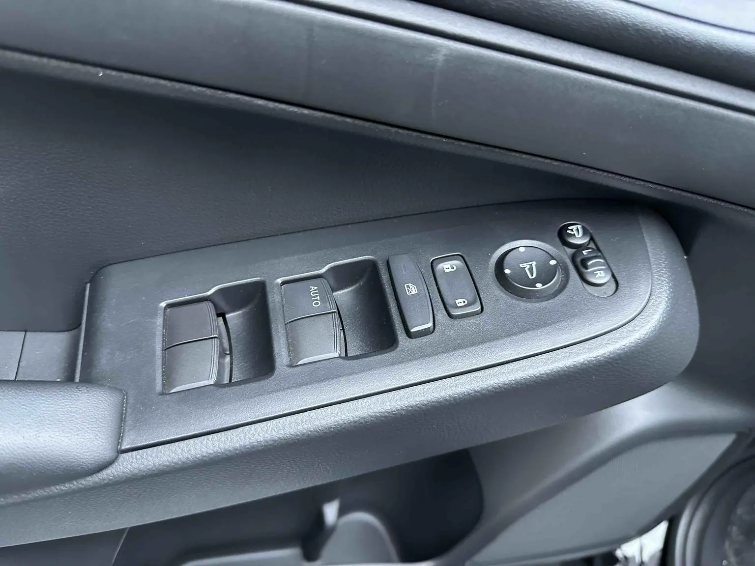 Honda Vezel 2023 1.5L CVT Tech