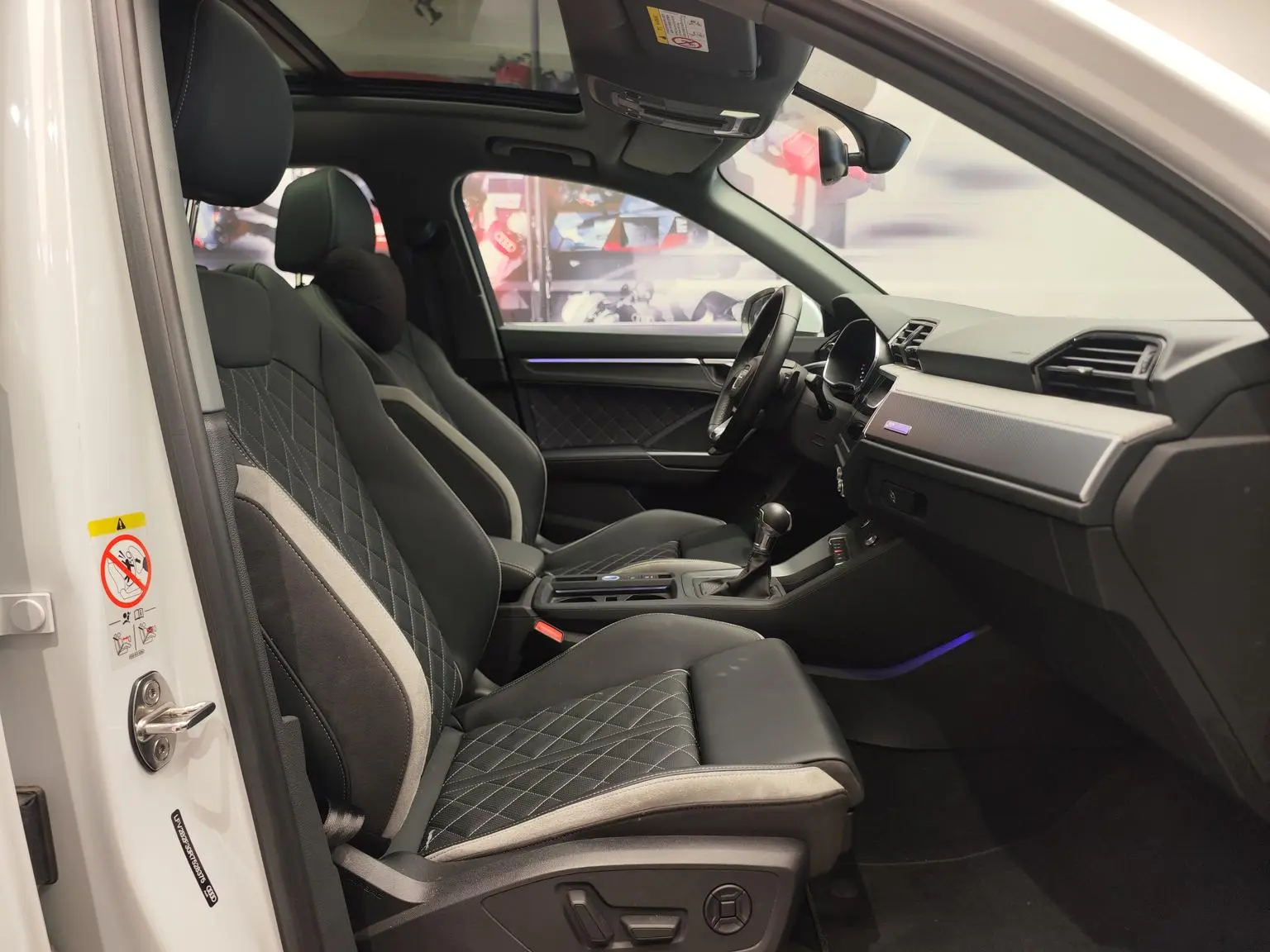 Audi Q3 2024 35 TFSI Dynamic Fashion
