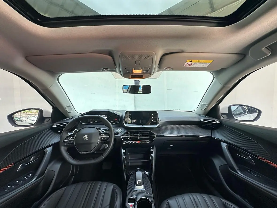 Peugeot 2008 2022 230THP THE ONE
