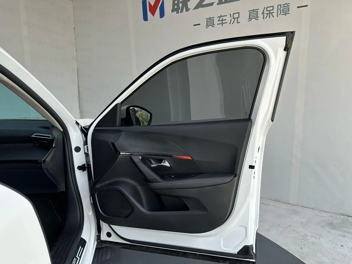 Peugeot 2008 2022 230THP THE ONE