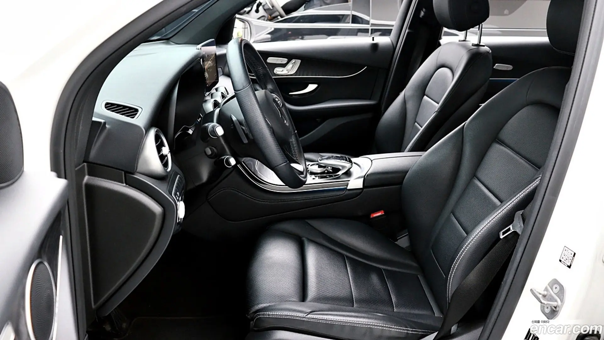 Mercedes-Benz GLC-Class GCL300 4MATIC Coupe