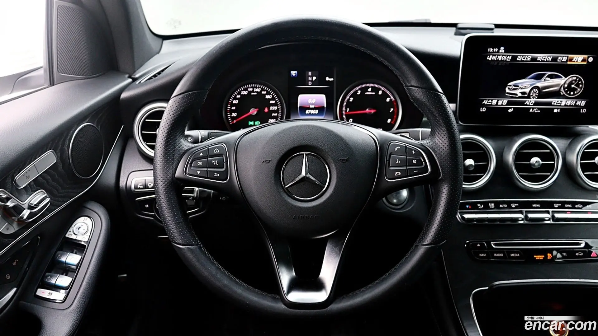 Mercedes-Benz GLC-Class GCL300 4MATIC Coupe