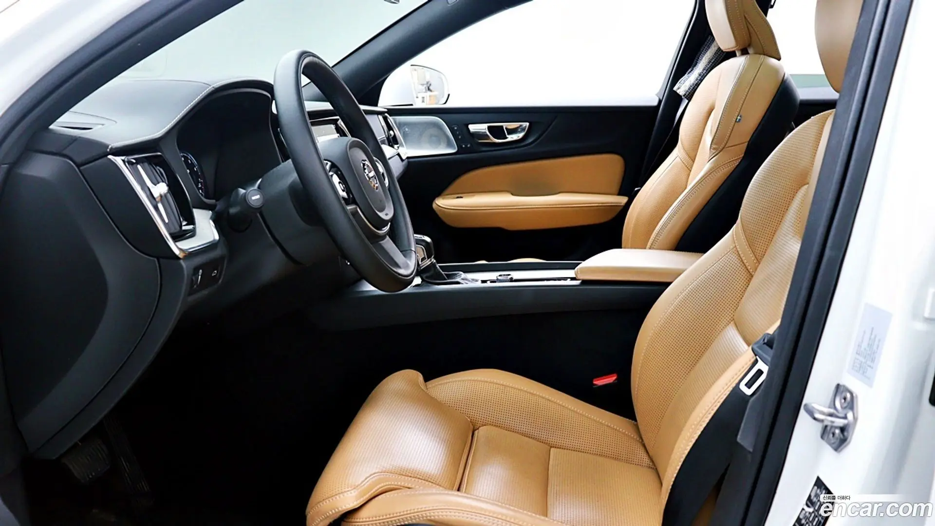 Volvo V60 T5 Pro AWD