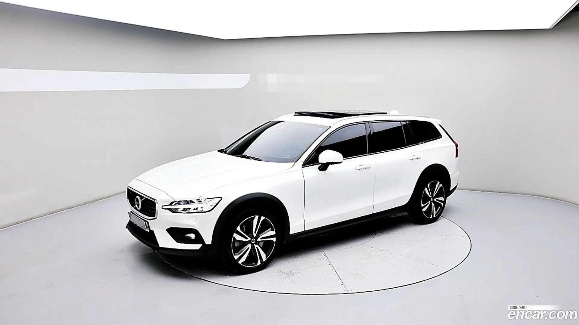 Volvo V60 T5 Pro AWD