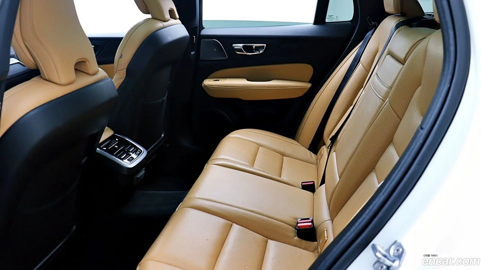 Volvo V60 T5 Pro AWD