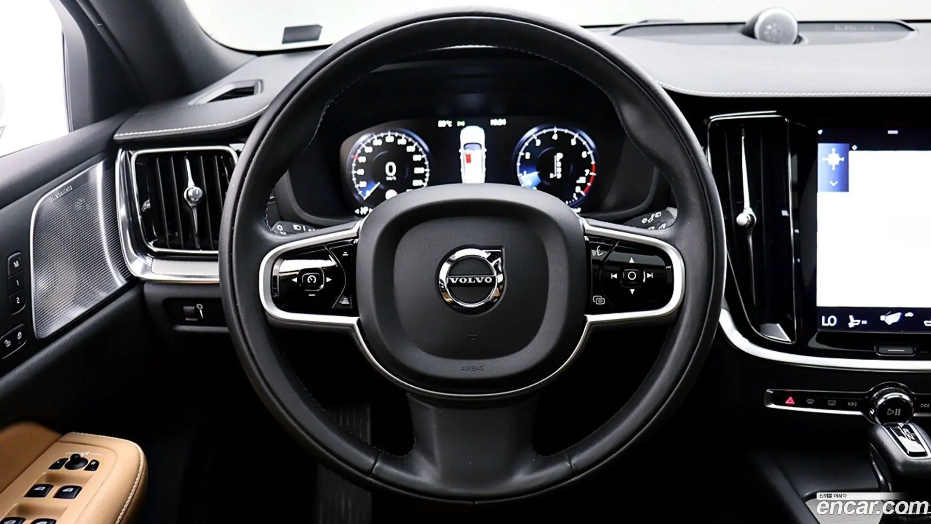 Volvo V60 T5 Pro AWD