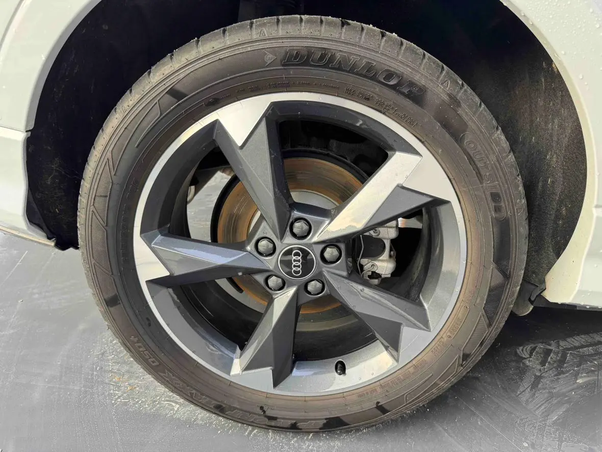 Audi Q3 2023 35 TFSI Dynamic Fashion