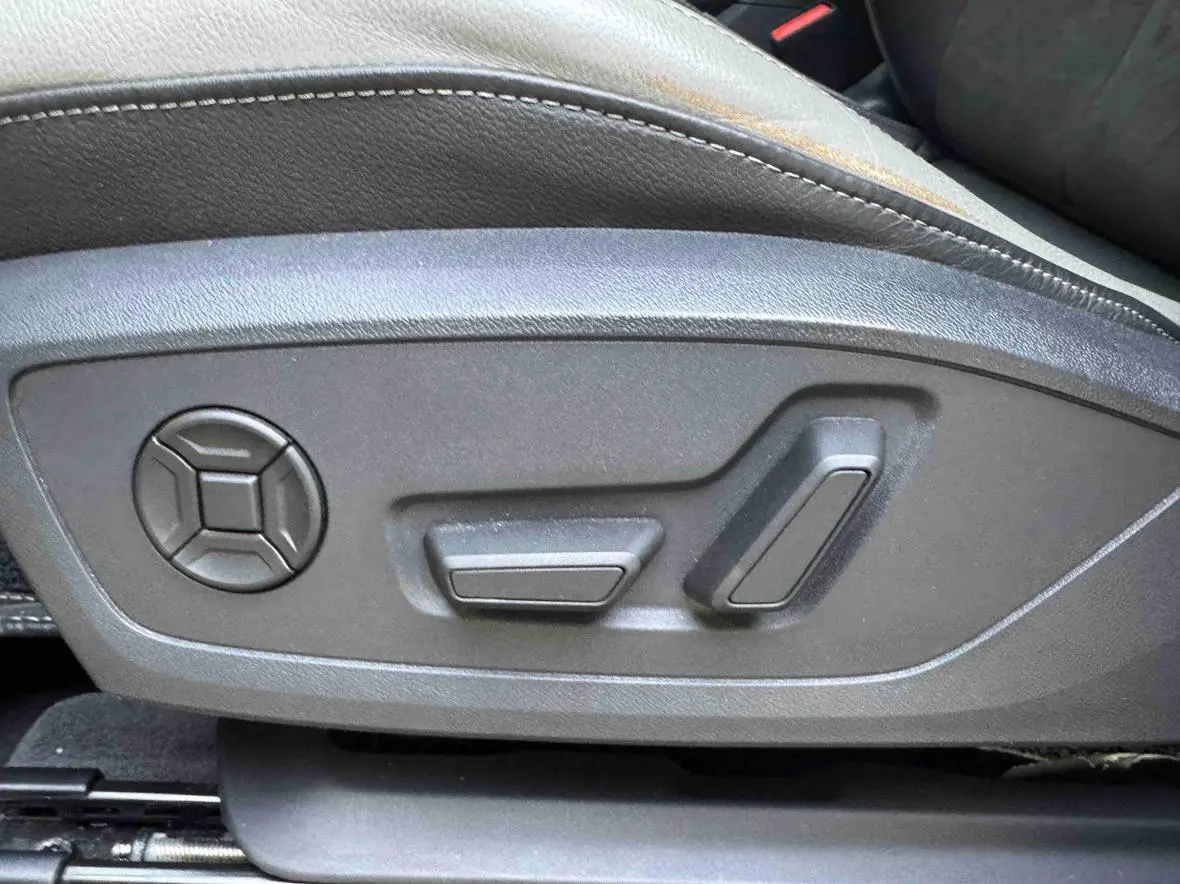 Audi Q3 2023 35 TFSI Dynamic Fashion