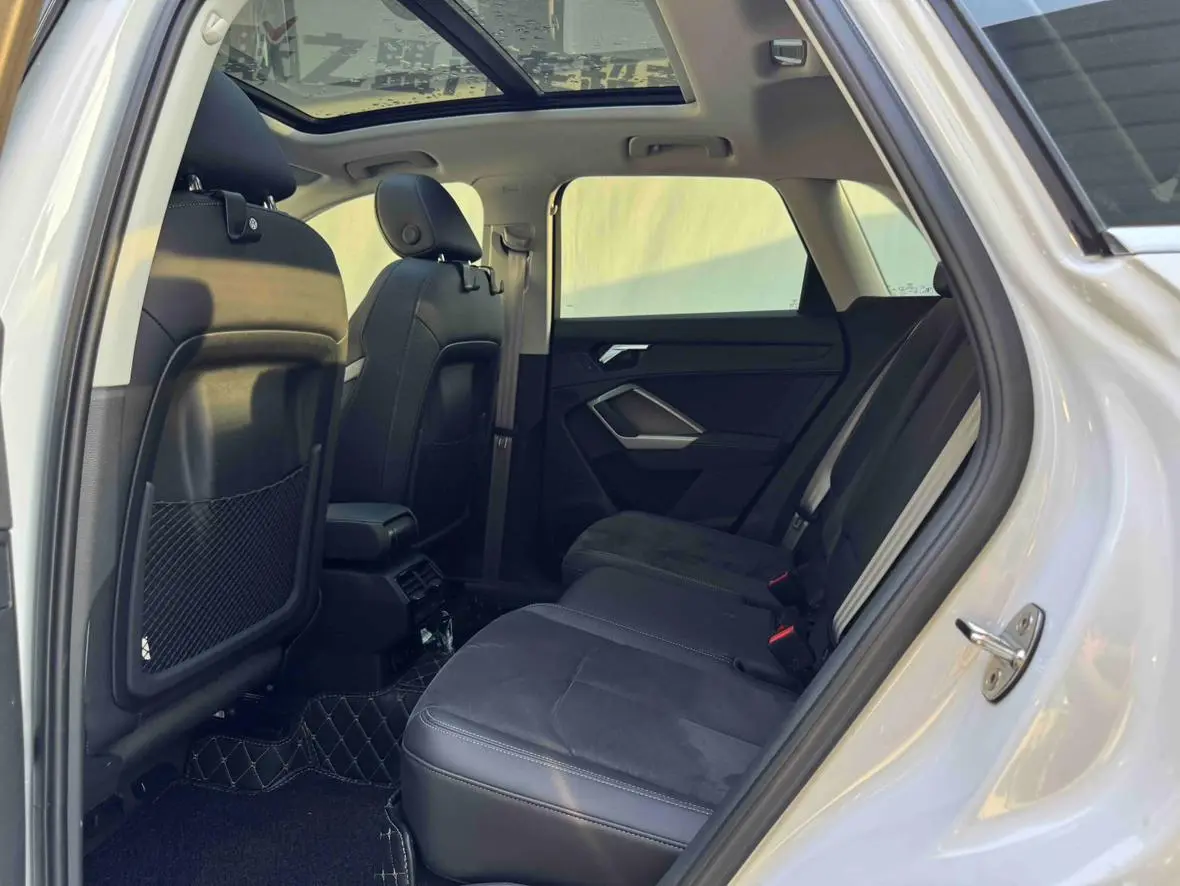 Audi Q3 2023 35 TFSI Dynamic Fashion