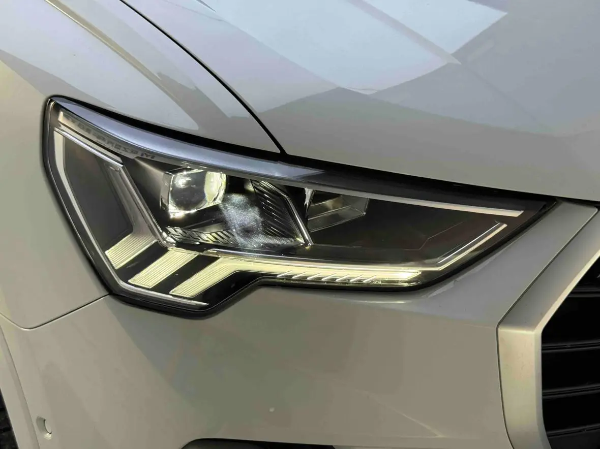 Audi Q3 2023 35 TFSI Dynamic Fashion