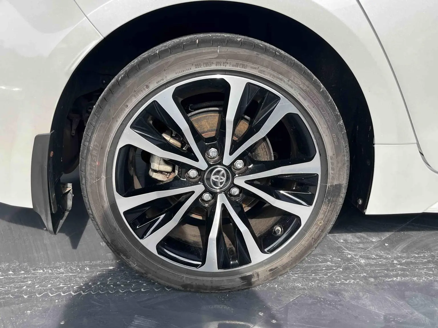 Toyota Levin 2022 185T CVT Sport