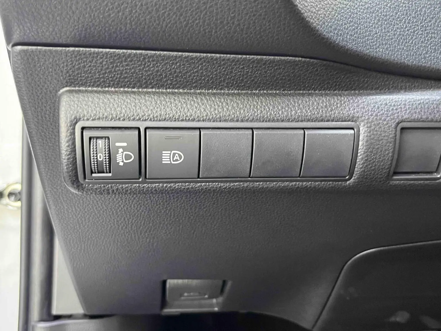 Toyota Levin 2022 185T CVT Sport