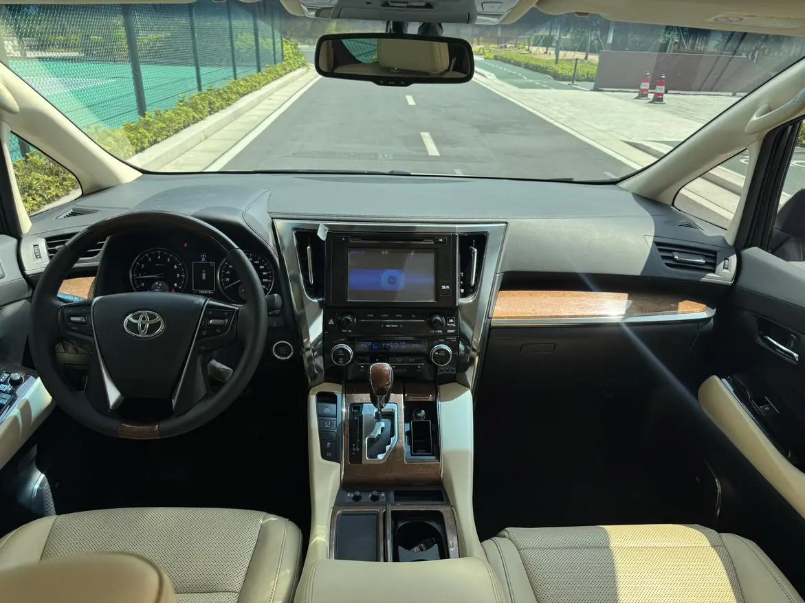 Toyota 2018 3.5L Premium