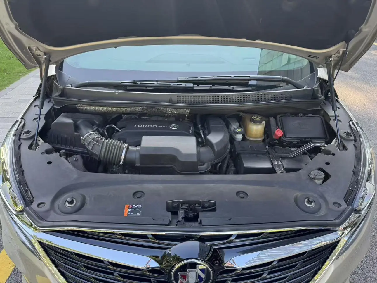 Buick GL8 2021 ES LuZun 653T Luxury
