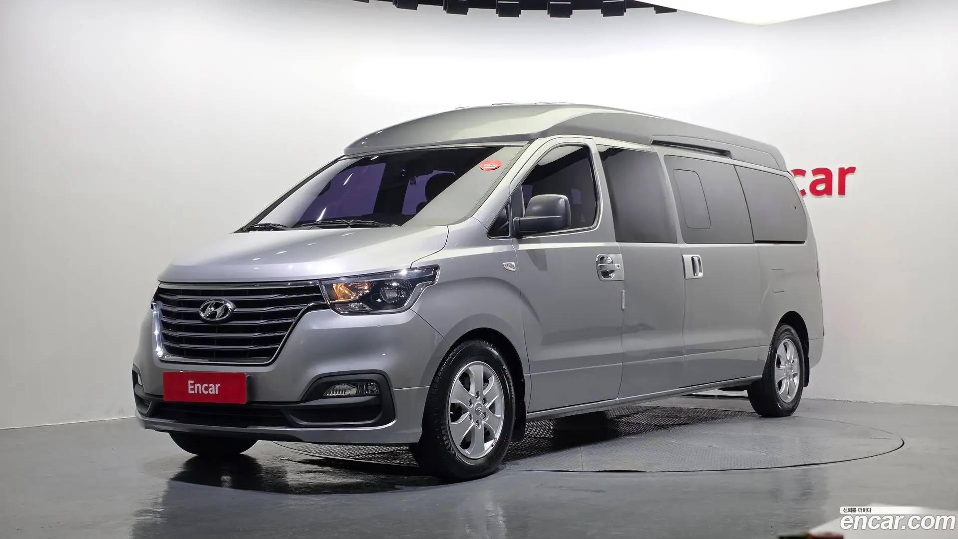 Hyundai Starex Limousine (Special)