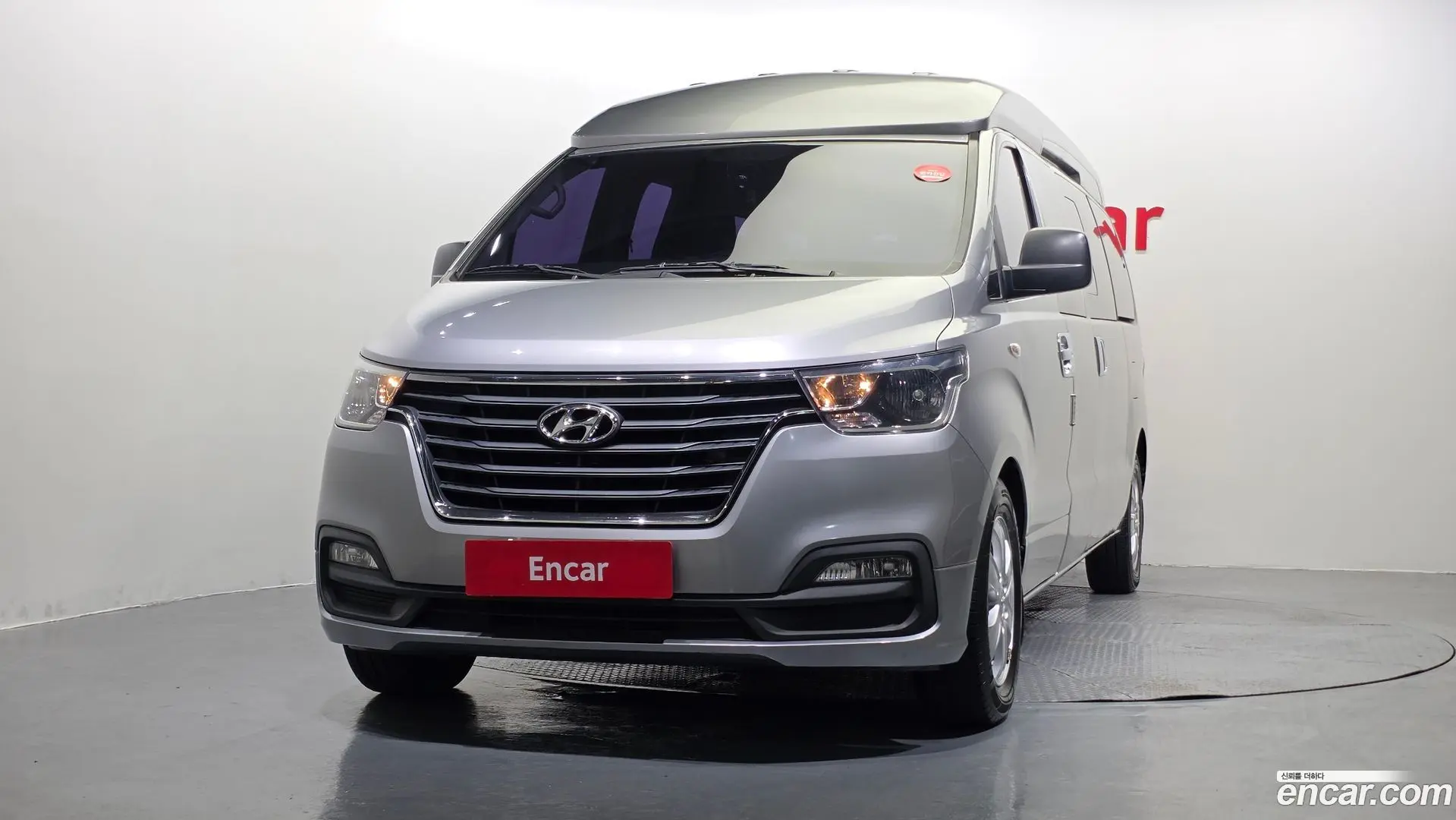 Hyundai Starex Limousine (Special)