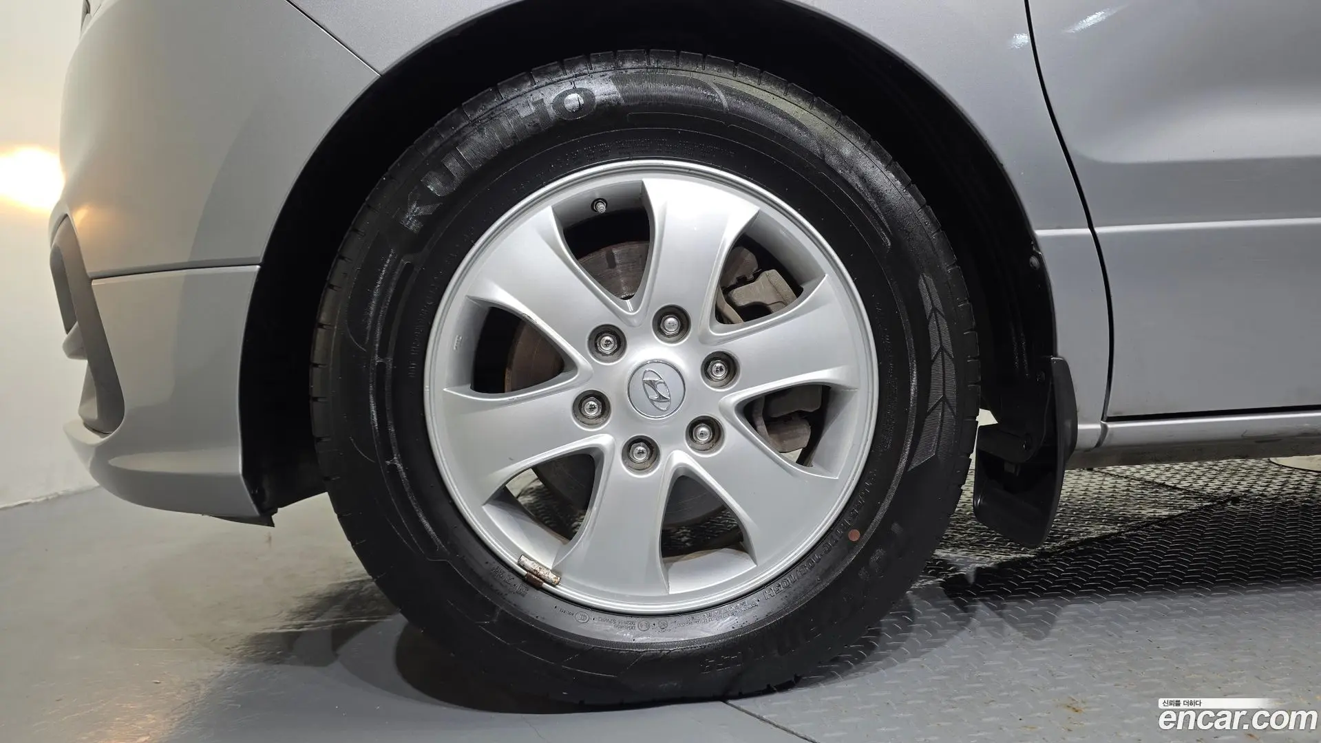 Hyundai Starex Limousine (Special)
