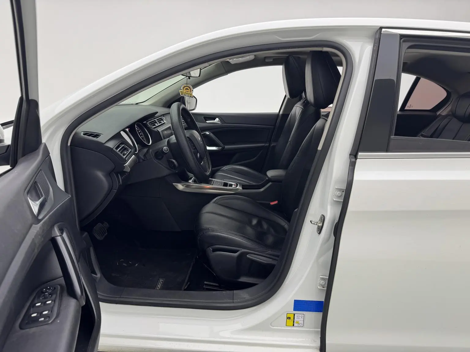 Peugeot 408 2018 350THP Auto Luxury