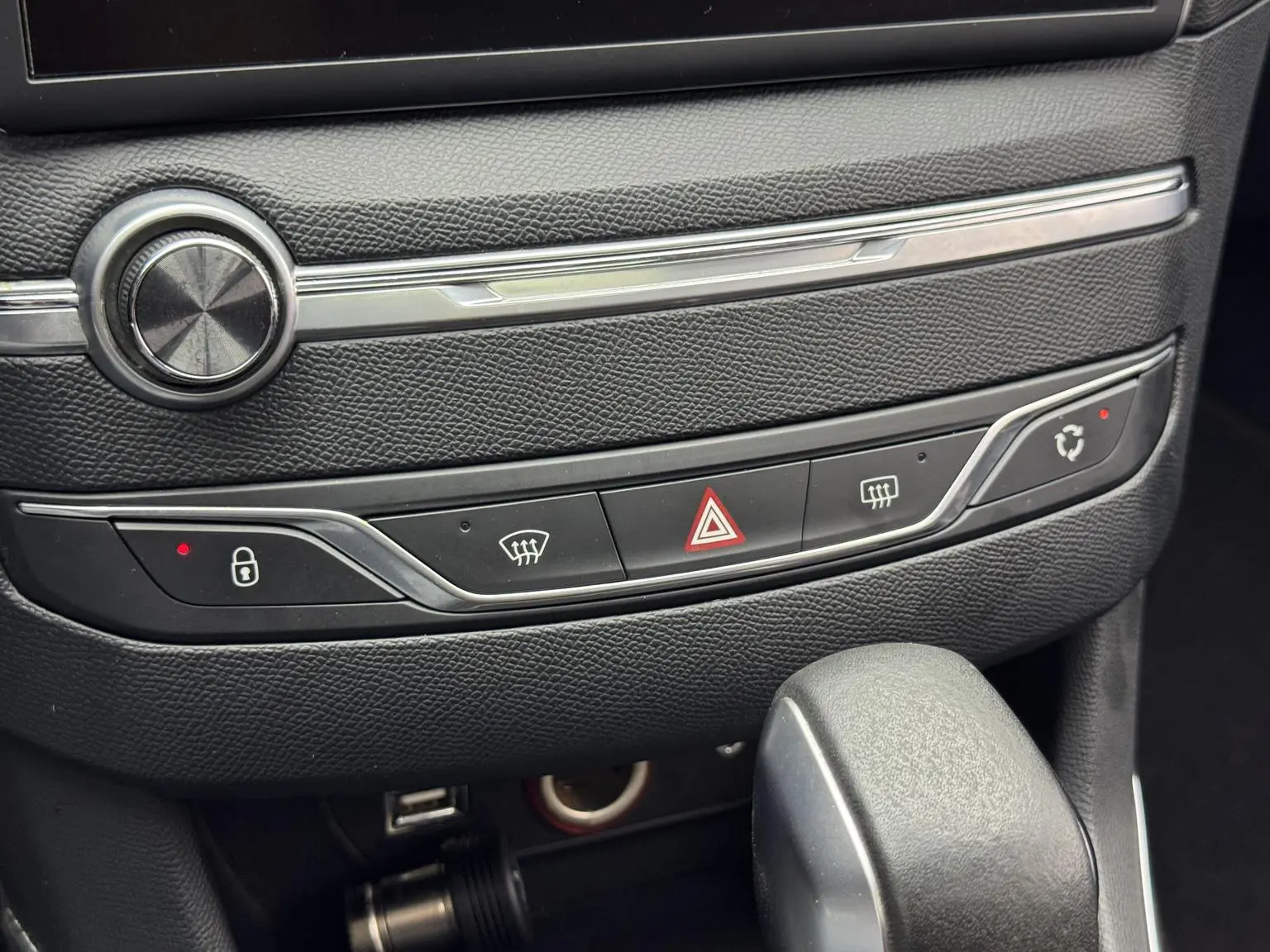 Peugeot 408 2018 350THP Auto Luxury