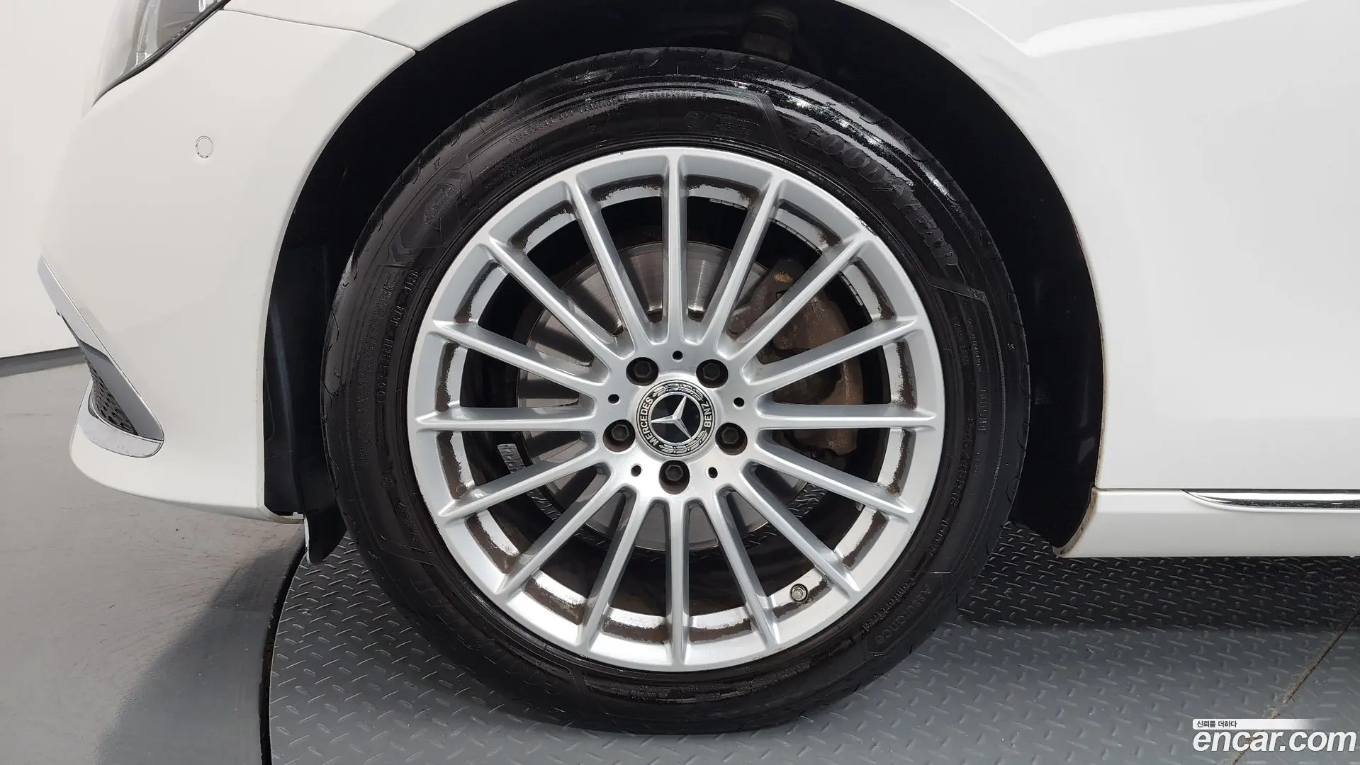 Mercedes-Benz E-Class E250 Exclusive