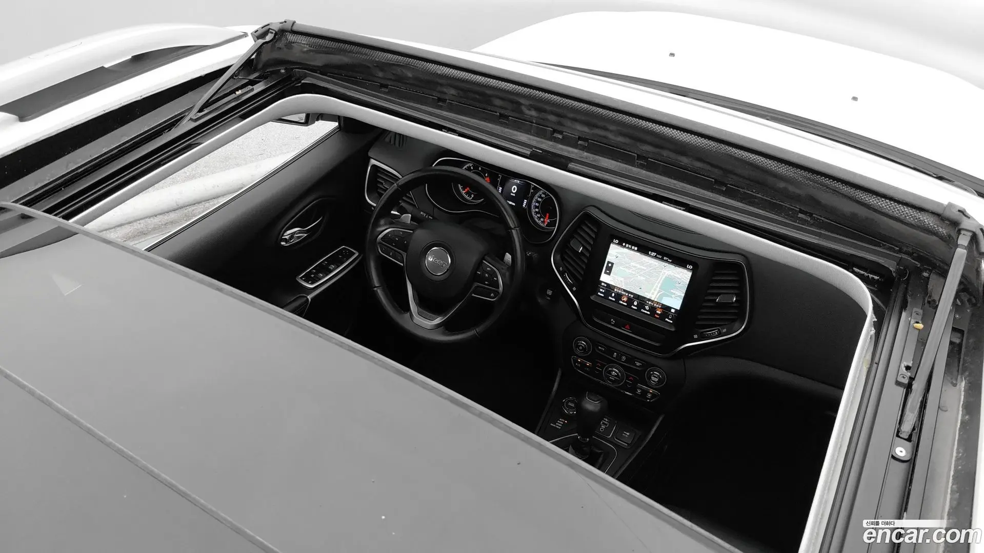 Jeep Cherokee 2.4 Longitude AWD
