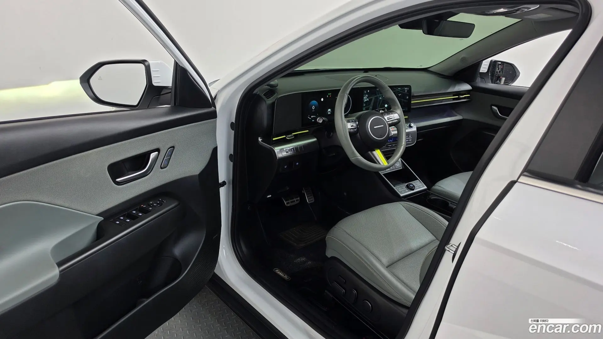 Hyundai Kona Gasoline 1.6 Turbo 2WD 2023