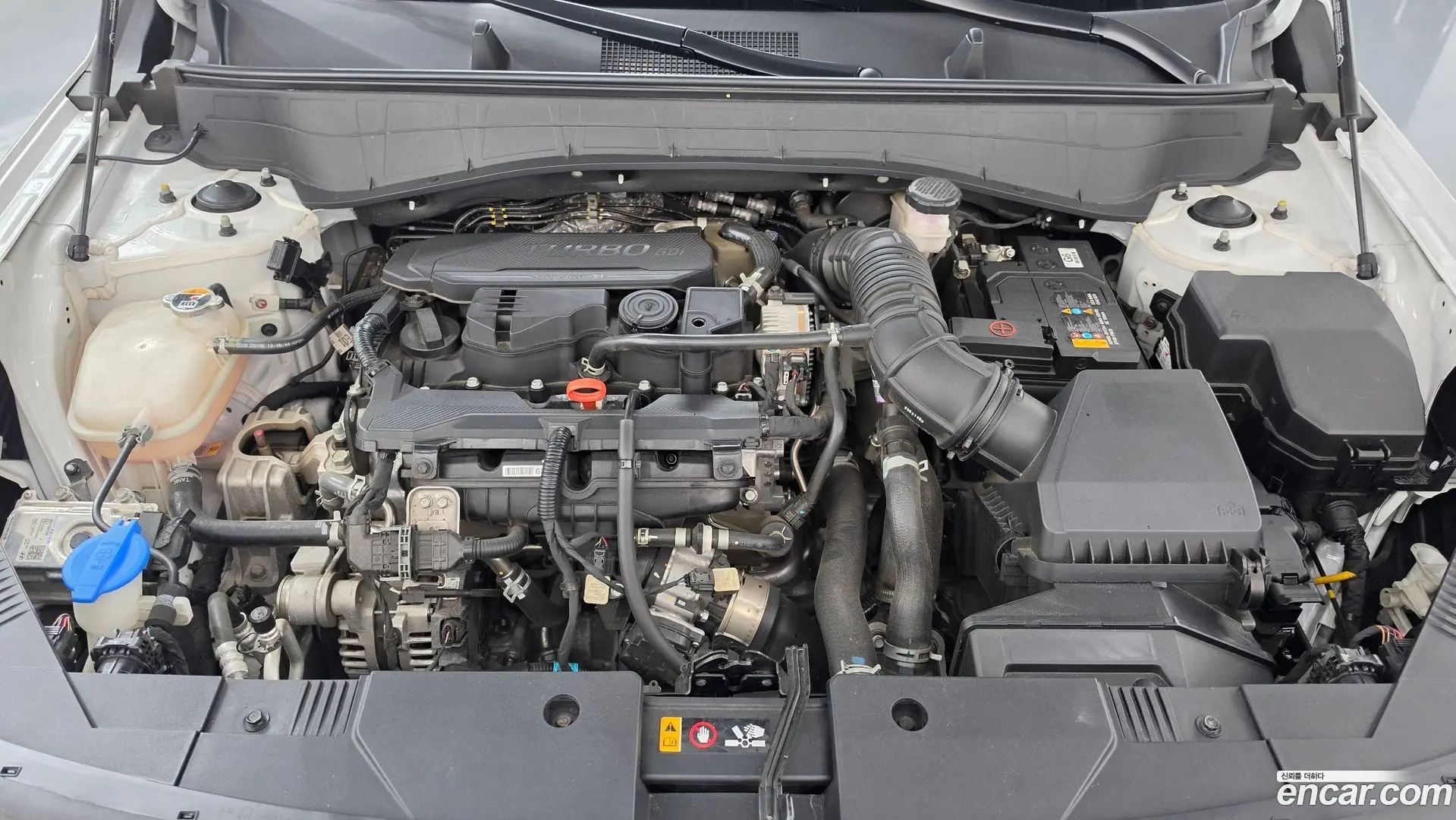 Hyundai Kona Gasoline 1.6 Turbo 2WD 2023