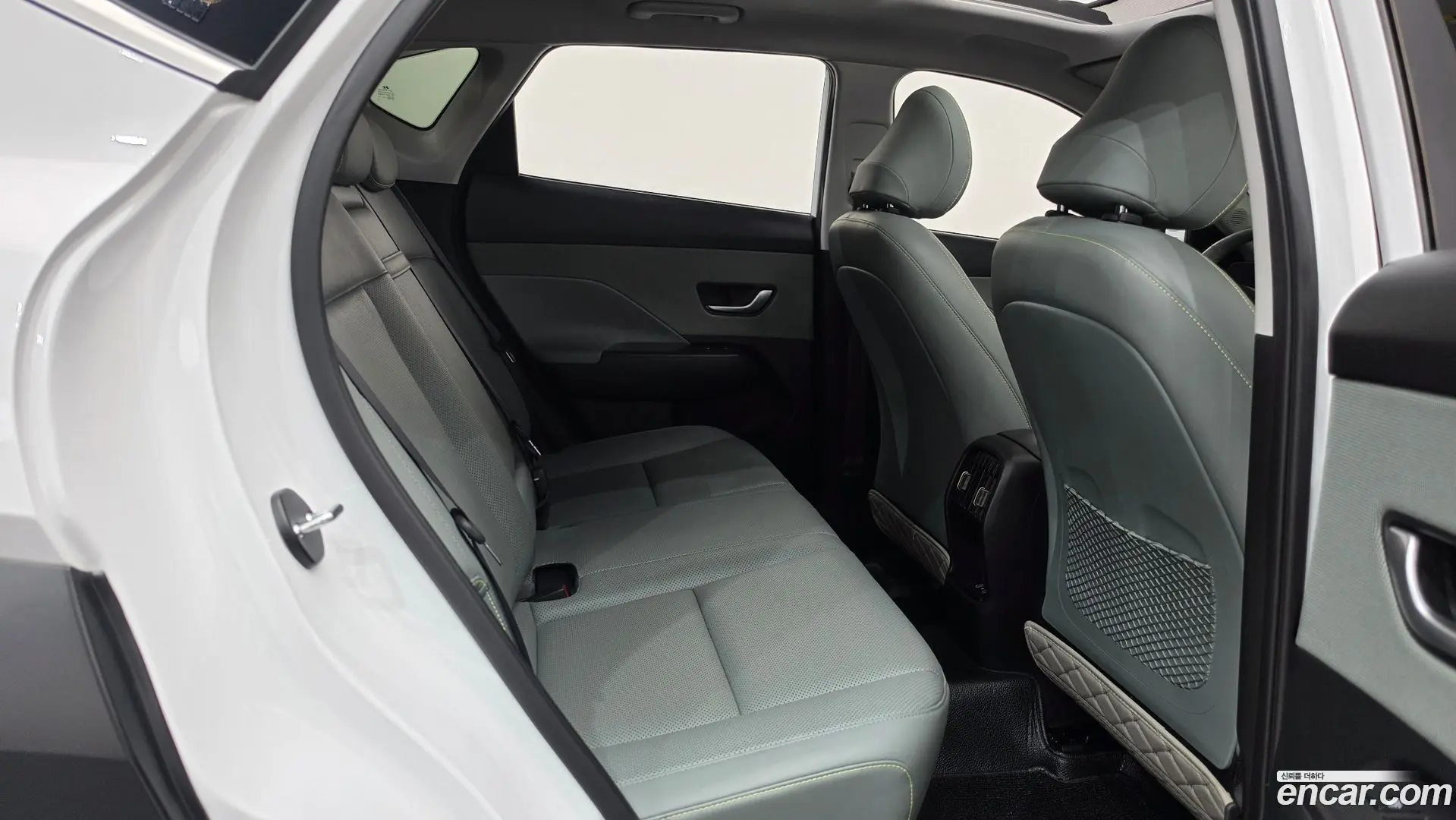 Hyundai Kona Gasoline 1.6 Turbo 2WD 2023