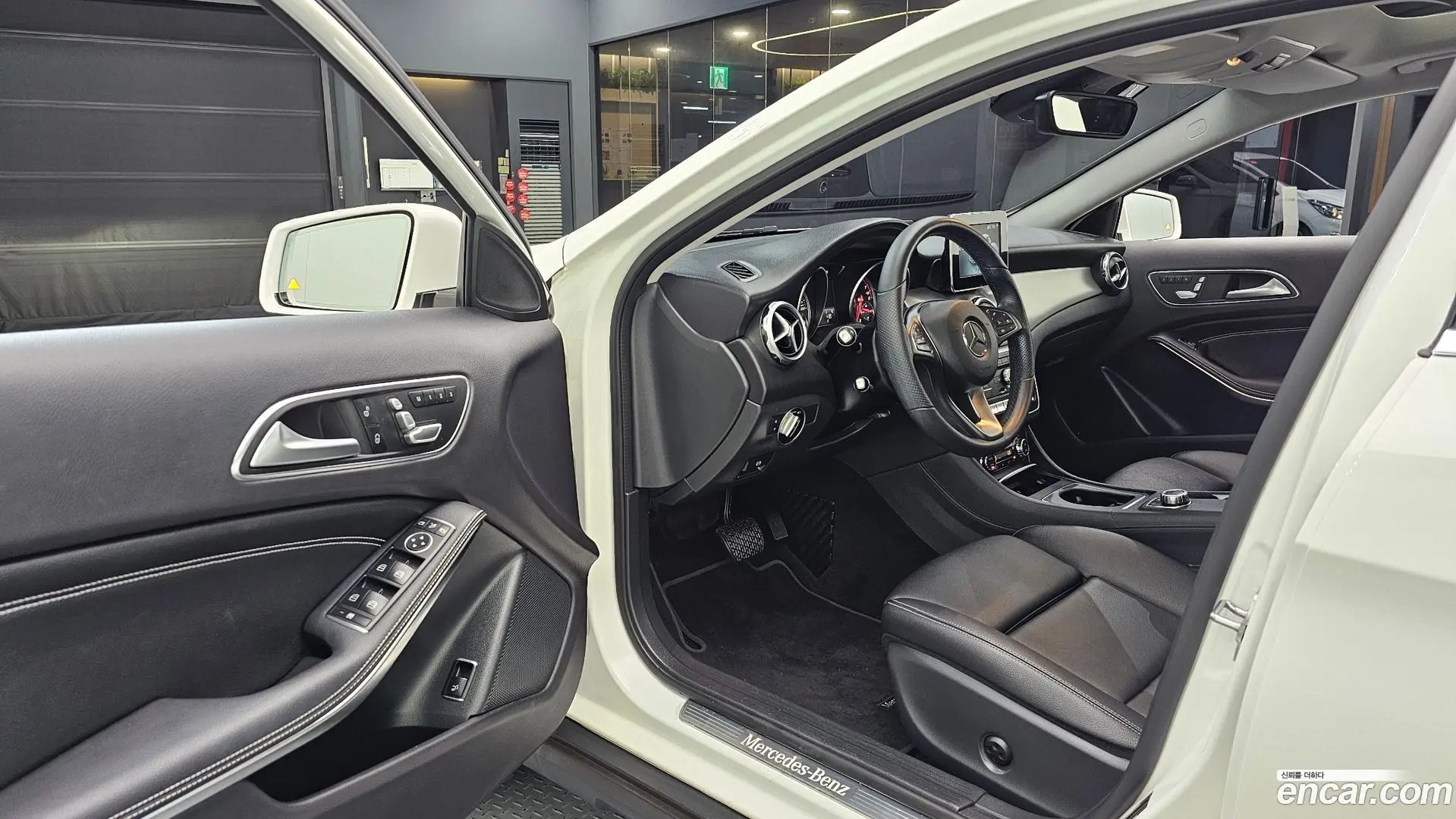 Mercedes-Benz GLA-Class GLA220 Premium 2017