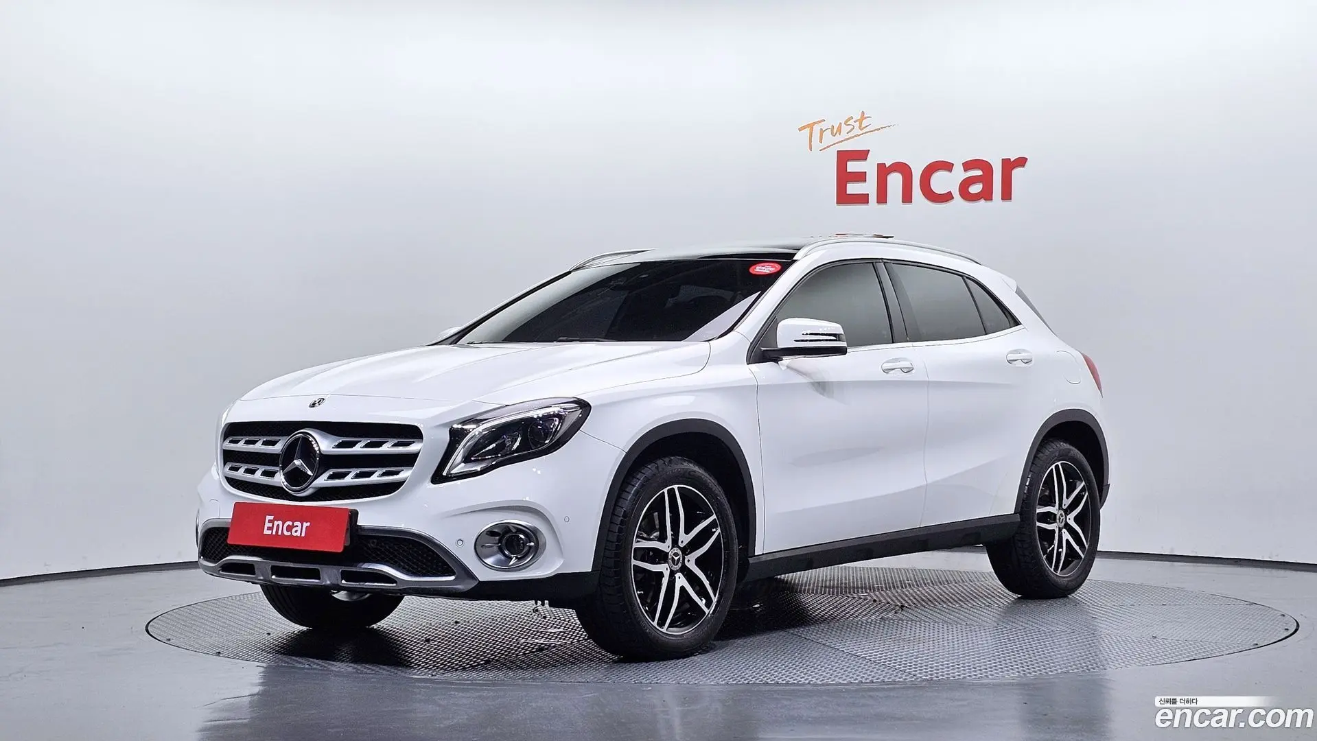 Mercedes-Benz GLA-Class GLA220 Premium 2017