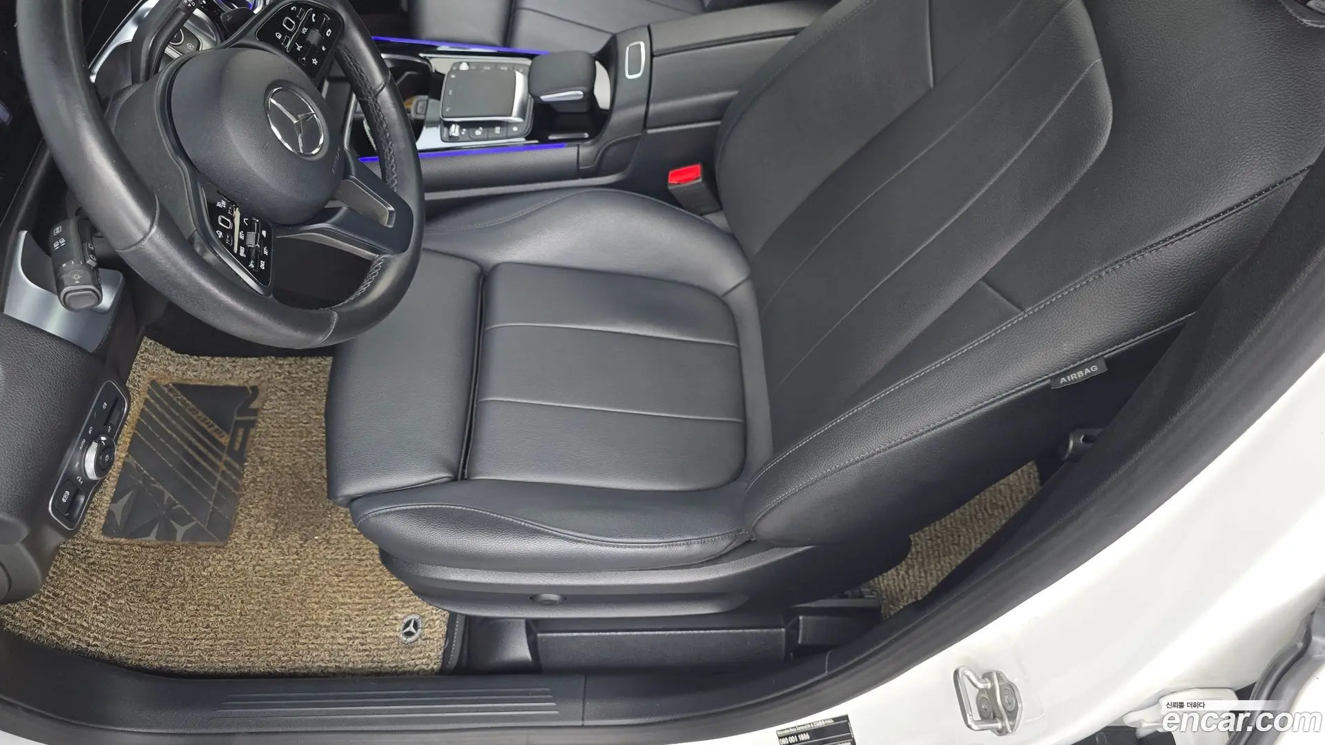 Mercedes-Benz GLB-Class GLB200 d 2021